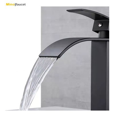 Waschbeckenspüle Wasserhahn